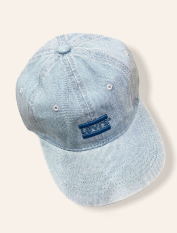 Fashionable Embroidered Cap Levi’s - Brand INT Collection